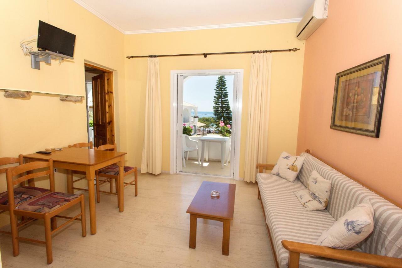 Sigma Hotel Paralia Vrachou Dış mekan fotoğraf