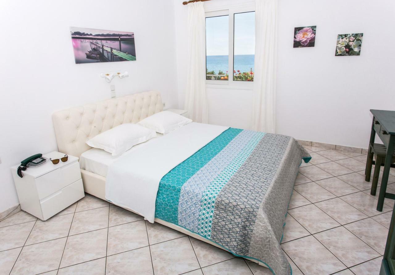 Sigma Hotel Paralia Vrachou Dış mekan fotoğraf