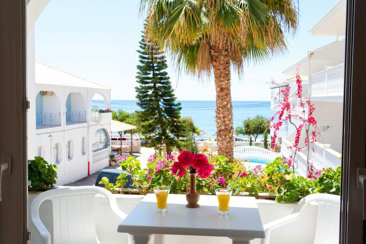 Sigma Hotel Paralia Vrachou Dış mekan fotoğraf
